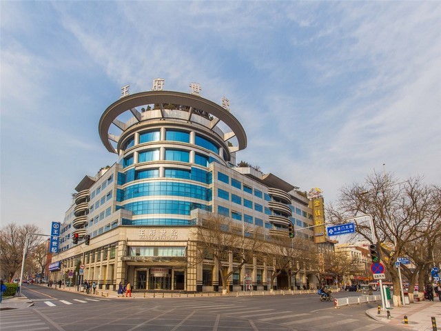 三门装饰铝单板吊顶