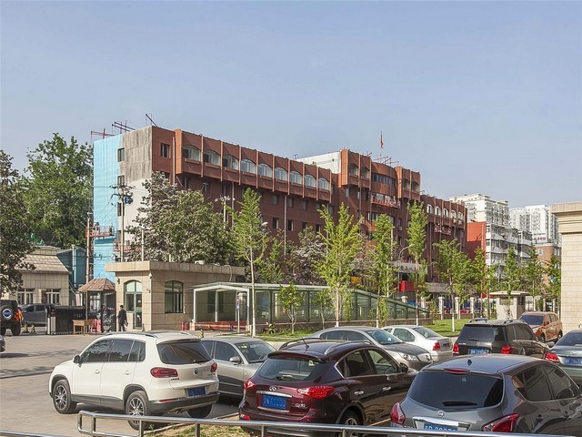 高青灯光师服务热线