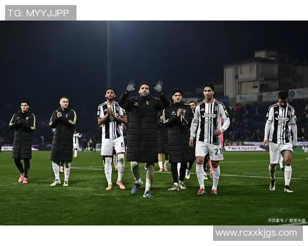 足总杯精彩对决：里昂与那不勒斯战成平局乌龙球引发争议与热议