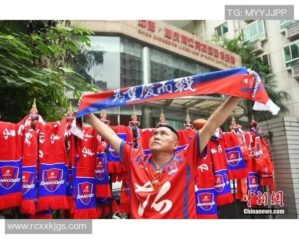 重庆网球队灵活性引发热议球迷与专家各执己见探讨争议背后真相 重庆网球队灵活性引发热议球迷与专家各执己见探讨争议背后真相