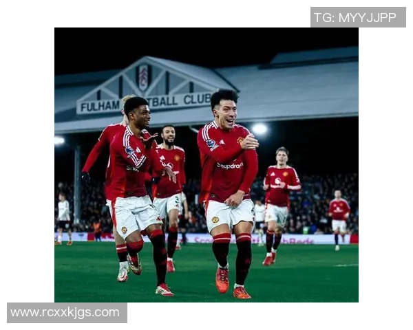 中超精彩对决巴萨与AC米兰战成平局引发全场热烈反响 中超精彩对决巴萨与AC米兰战成平局引发全场热烈反响