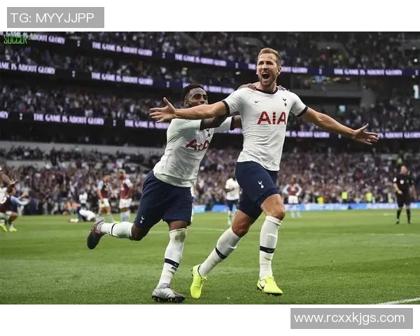 足总杯精彩对决本菲卡与热刺战成平局乌龙球成比赛转折点引发转会热议 足总杯精彩对决本菲卡与热刺战成平局乌龙球成比赛转折点引发转会热议