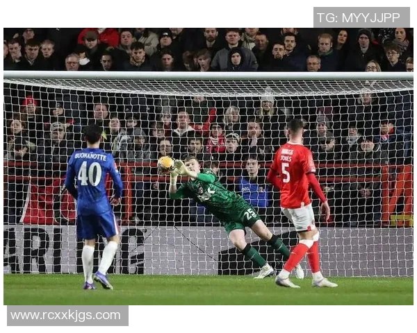 切尔西狂胜里昂五球大捷全场沸腾瞬间引发热议解析 切尔西狂胜里昂五球大捷全场沸腾瞬间引发热议解析