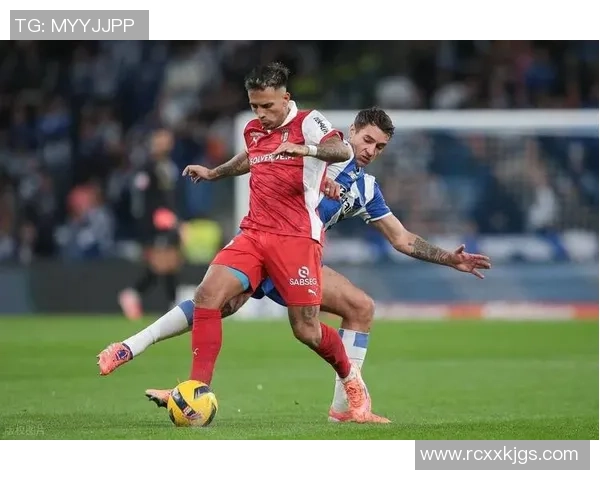 欧联杯精彩对决那不勒斯3-0战胜波尔图引发转会热议