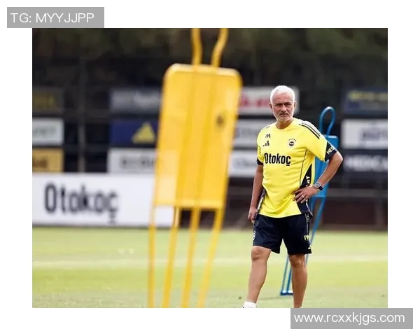 世界杯精彩对决多特蒙德逆转本菲卡帽子戏法引爆全场战术解析